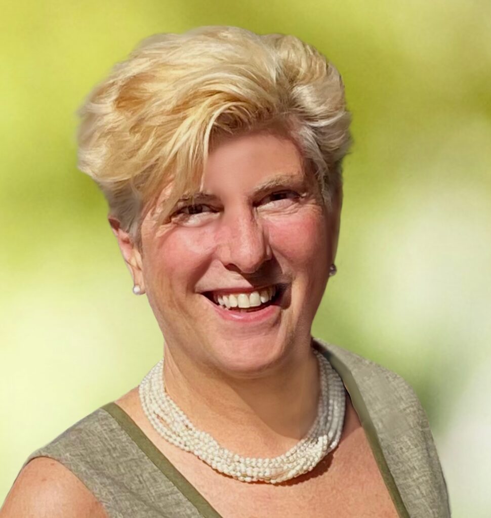 Headshot of Kathy Hipple.